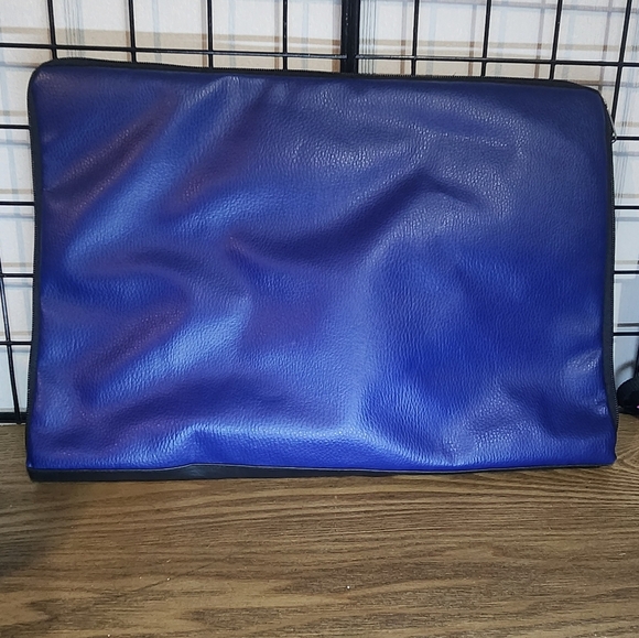 Spiderman Laptop Bag - Picture 3 of 7